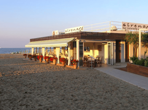 Il Ristorante Sirena sulla spiaggia di Riccione