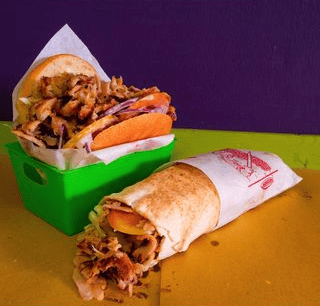 Il kebab rotolo o panino di Riccione